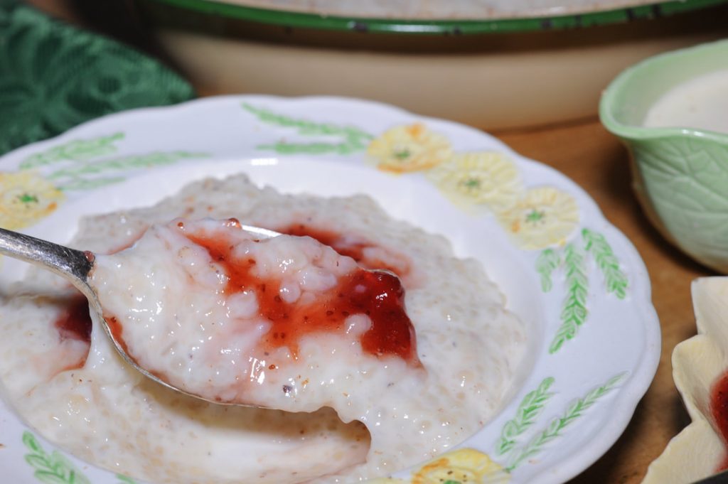 Miss Windsor: Mrs Beeton's Hasty Pudding recipe (Nutmeg & Vanilla Tapioca Pudding) 