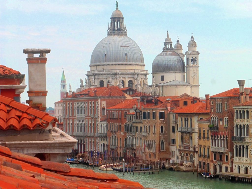 Miss Windsor: Mrs Simkins captures the vibrancy of Venice just beautifully!